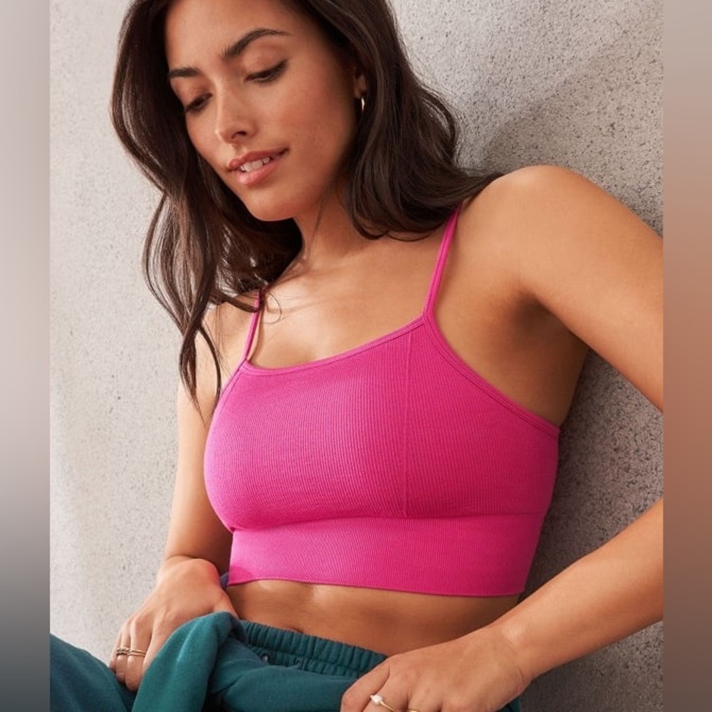 NWT Fabletics Cloud Seamless Ribbed Midi Bralette Fuchsia Pink XS - Picture 1 of 8